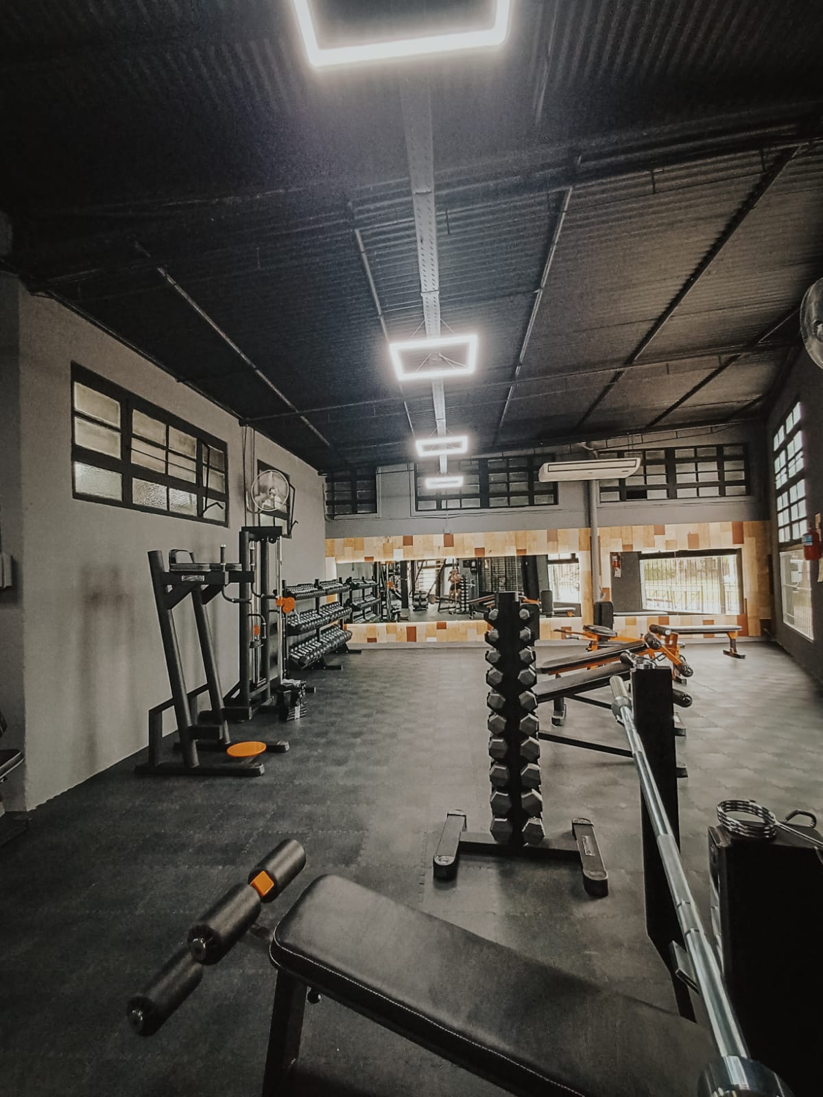 Sala de musculación de El Galpón Gym